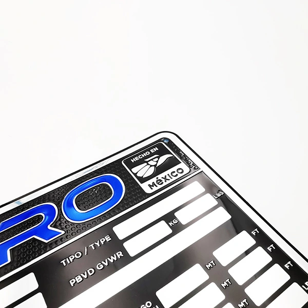 Bedrijfsmerk aluminium label