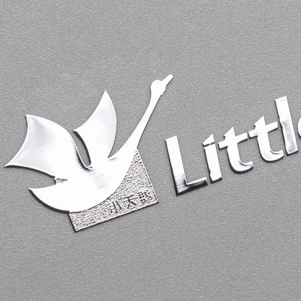 Metallic nikkellabel