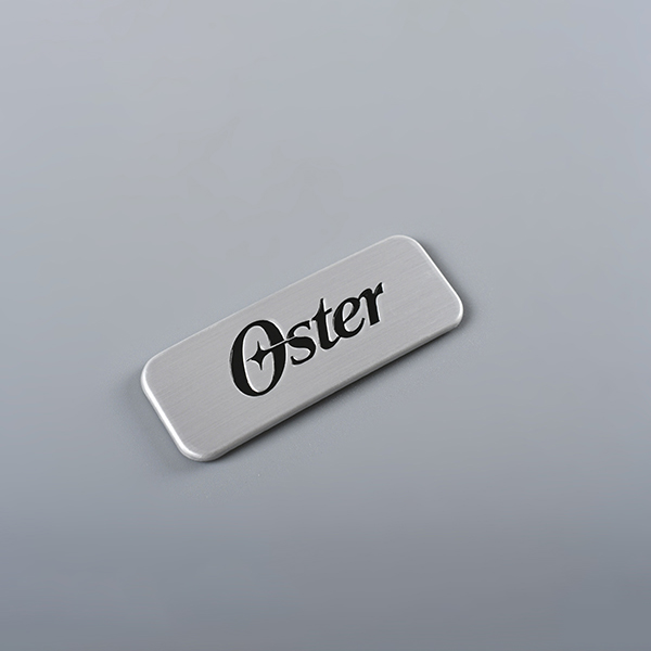 Gegraveerde metalen logolabels