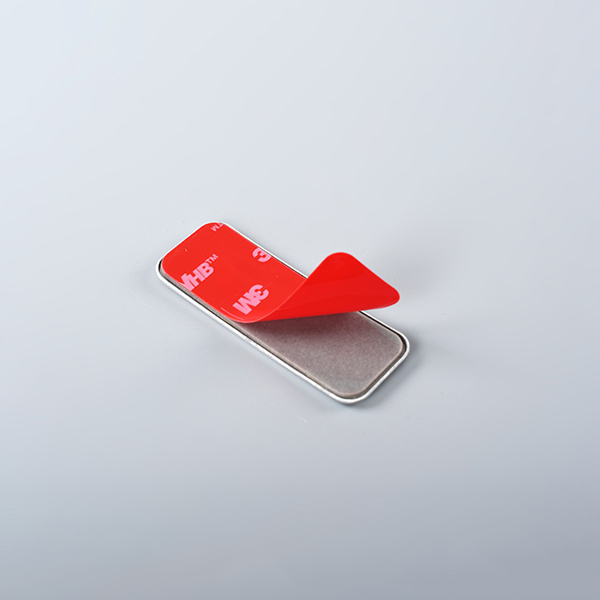 Gegraveerde metalen logolabels