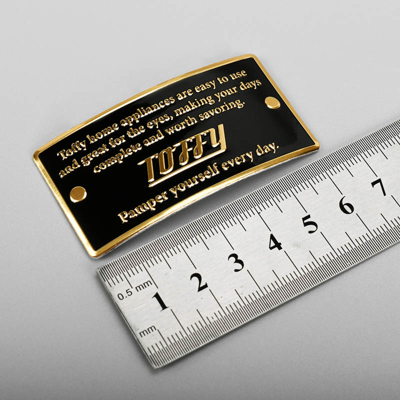 Merk metalen logo
