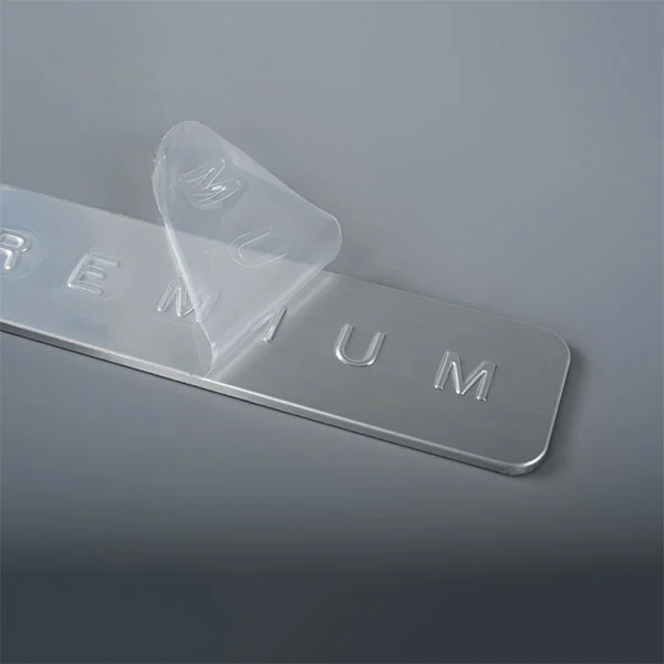 Merkbedrukt aluminium label