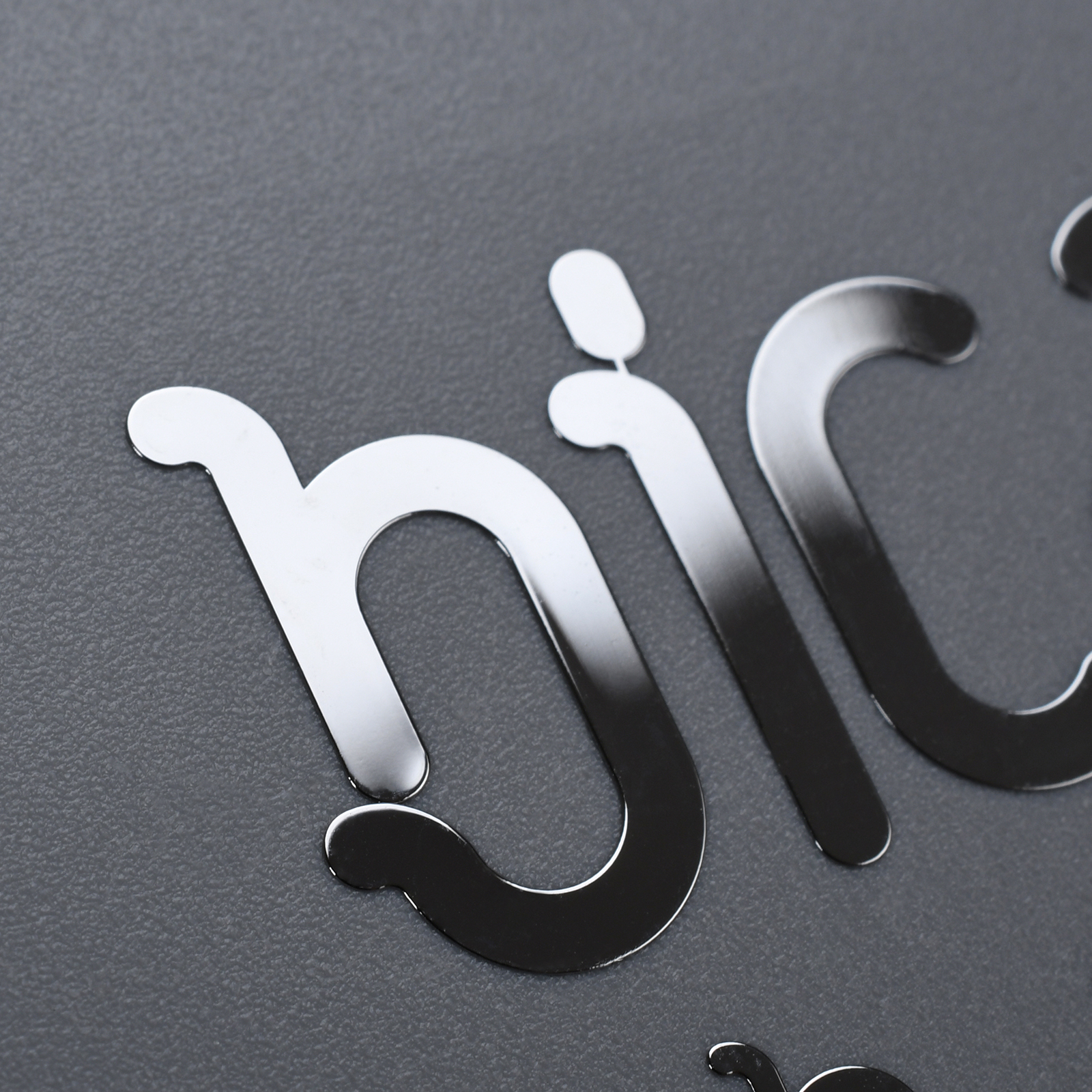 Dunne metalen chromen stickerletters