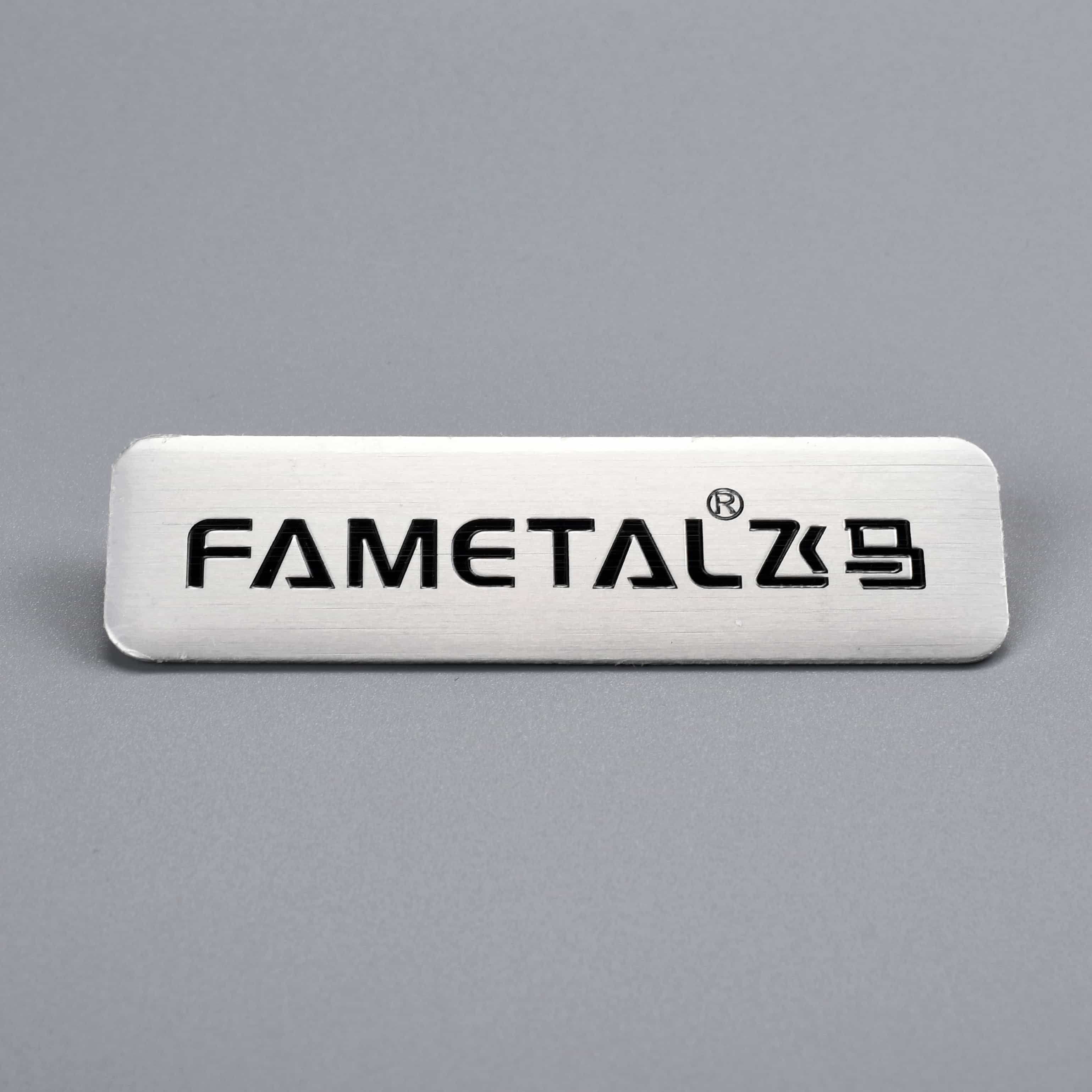 Aluminium apparatuurlabel