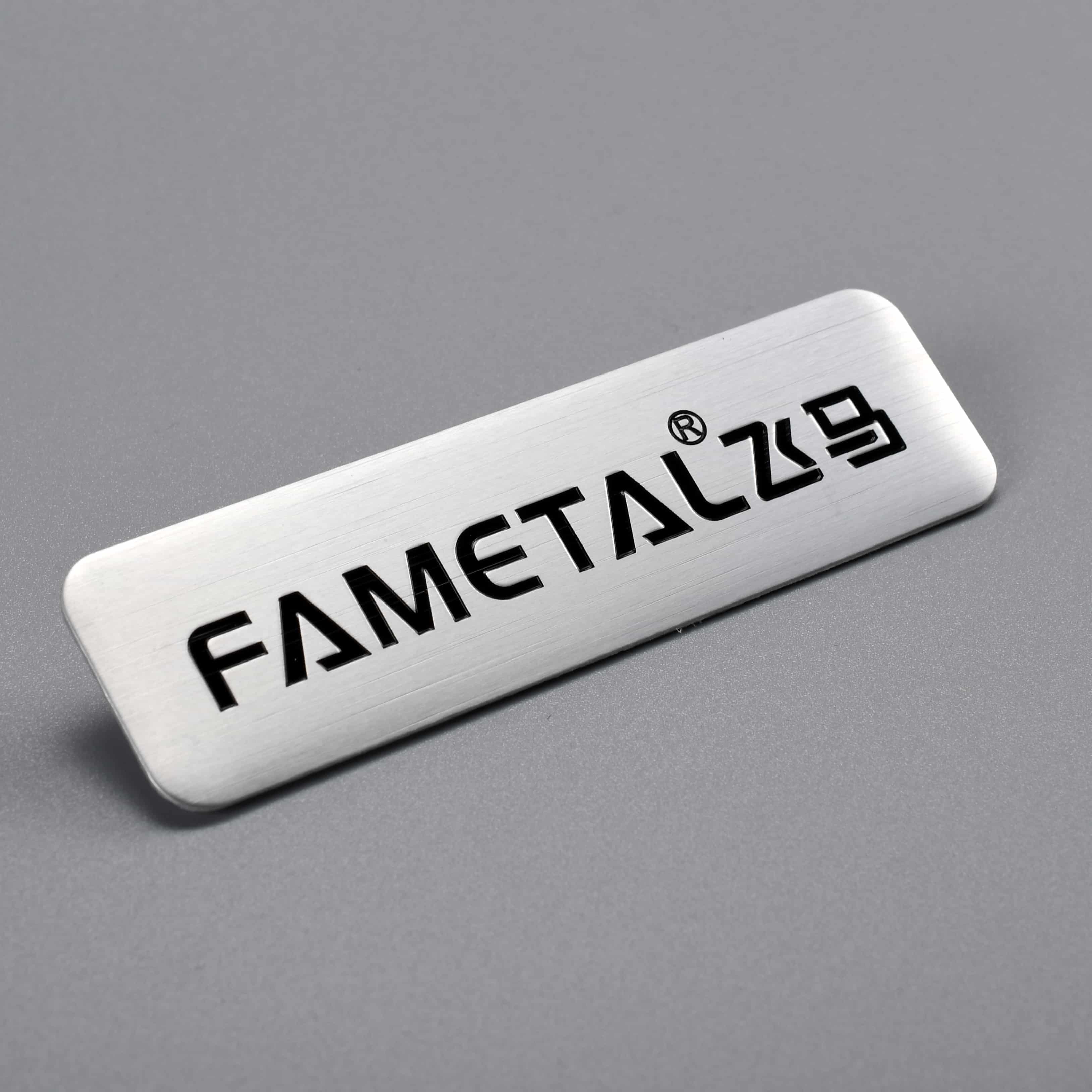 Aluminium apparatuurlabel