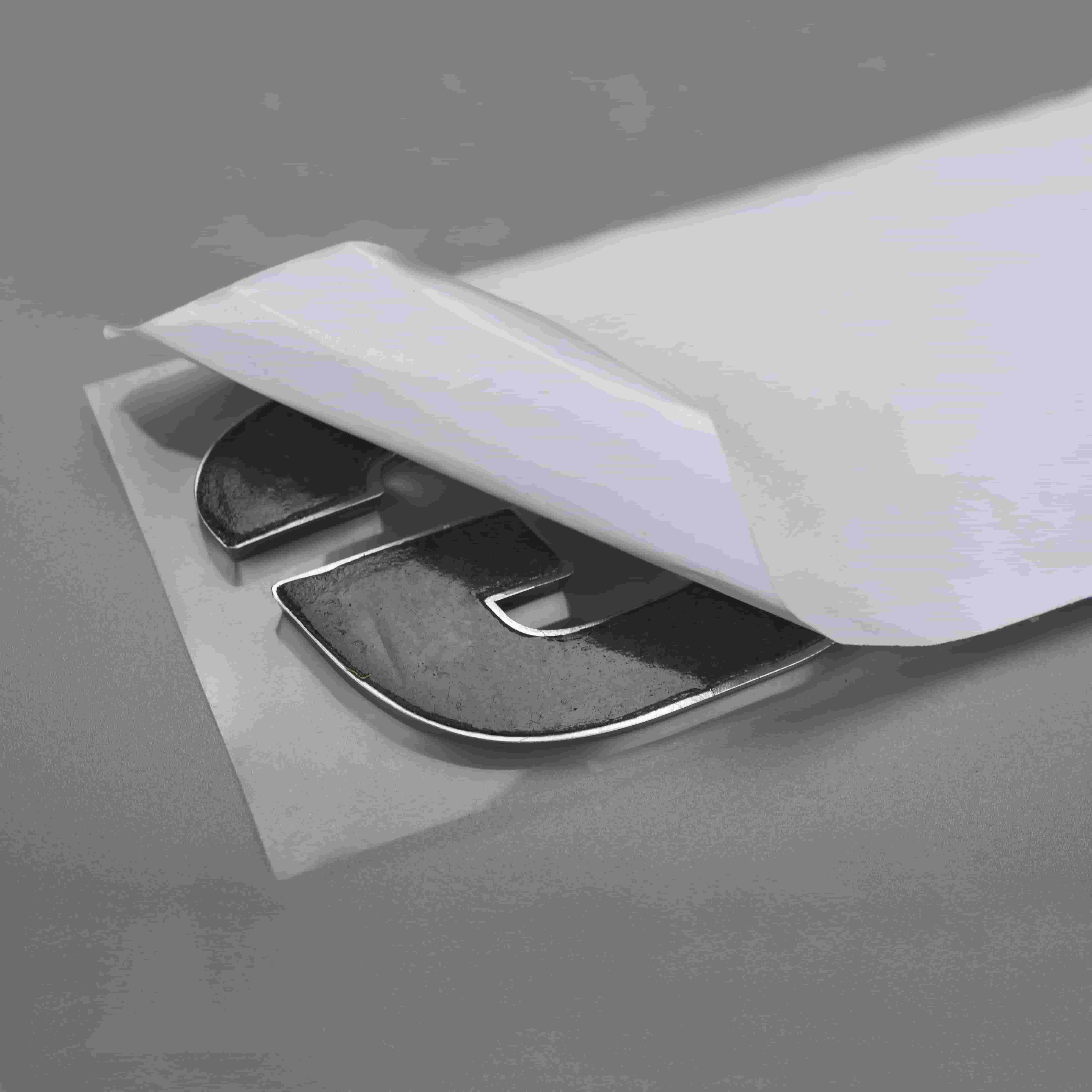 3D-letters auto embleem Logo