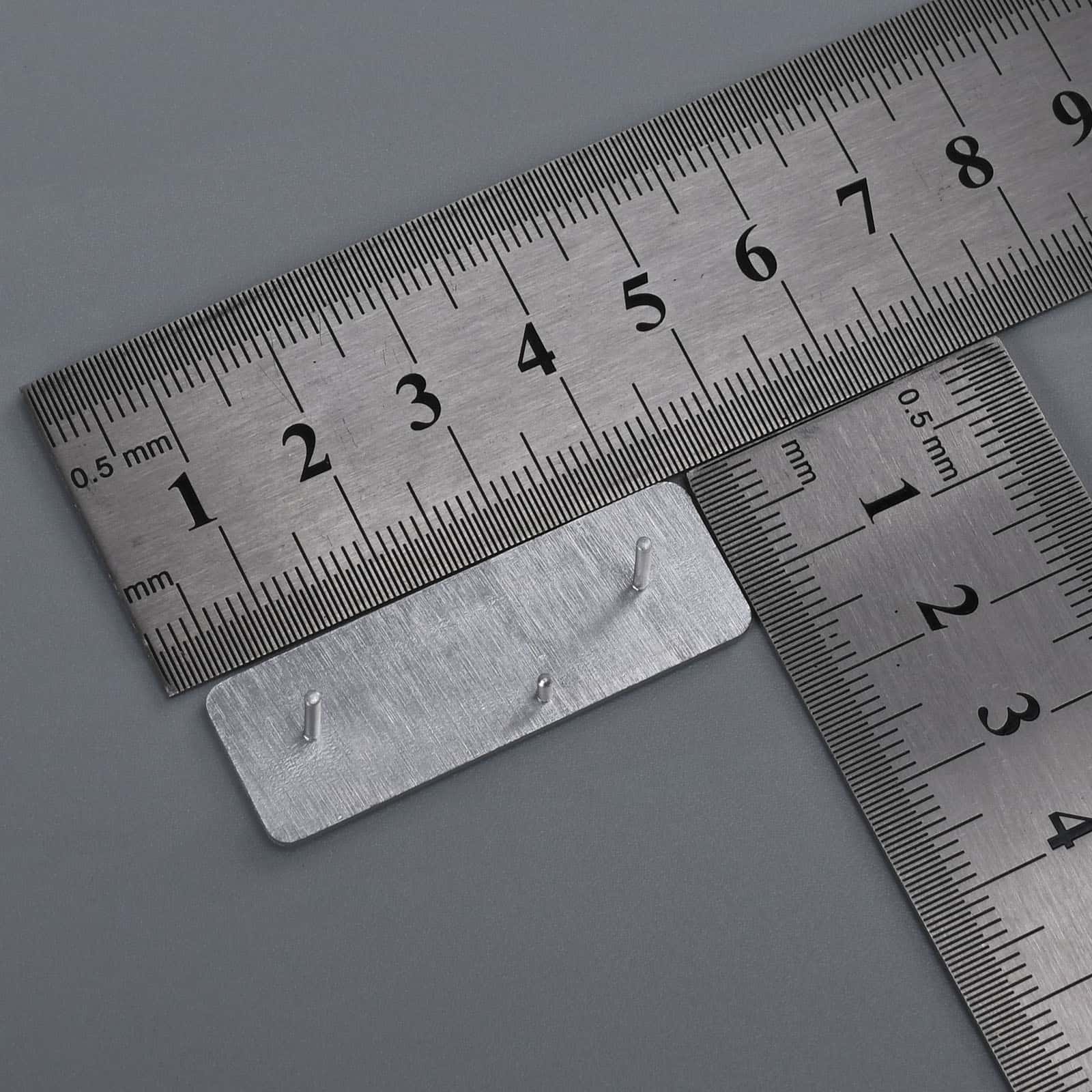 Geanodiseerd matzilveren aluminium naamplaatje