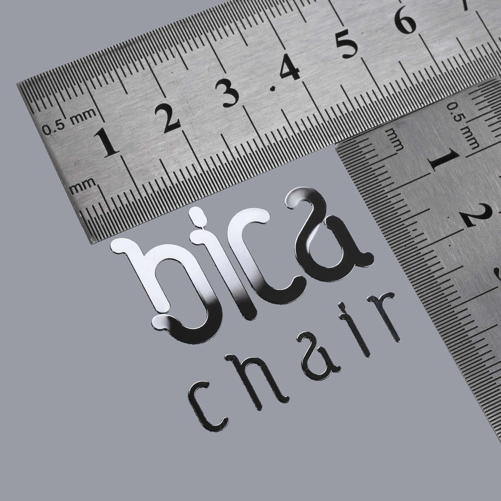 Dunne metalen chromen stickerletters