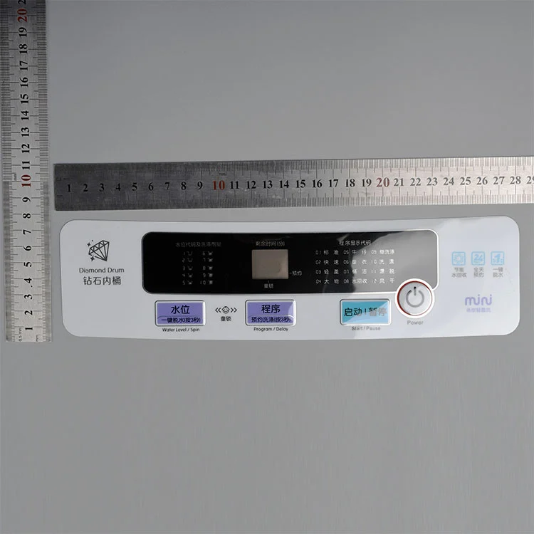 Wasmachine in het wasmachine voor huisapparaat