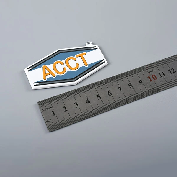 Metalen logo voor premiumverpakking