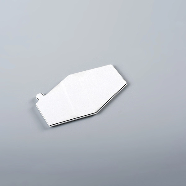 Metalen logo voor premiumverpakking