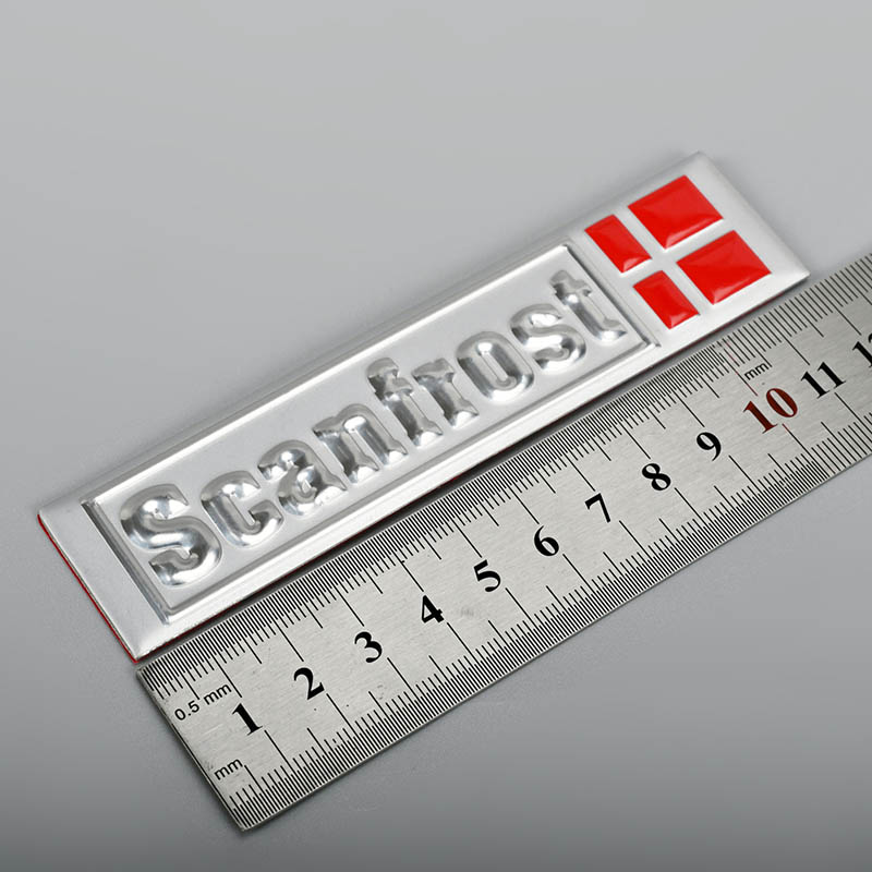 Metalen logo