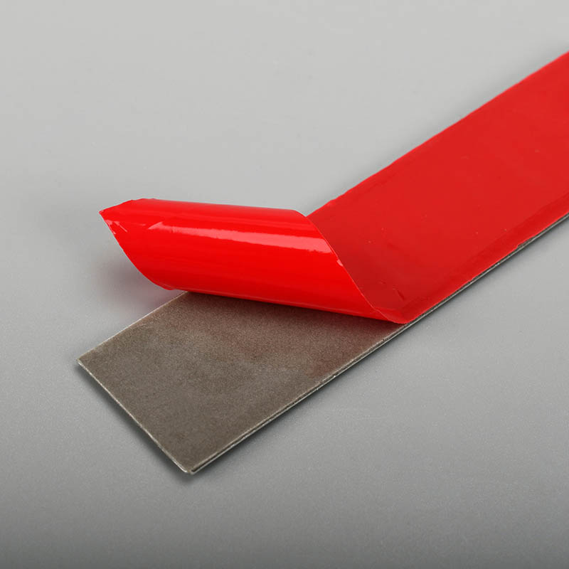 Metalen logo