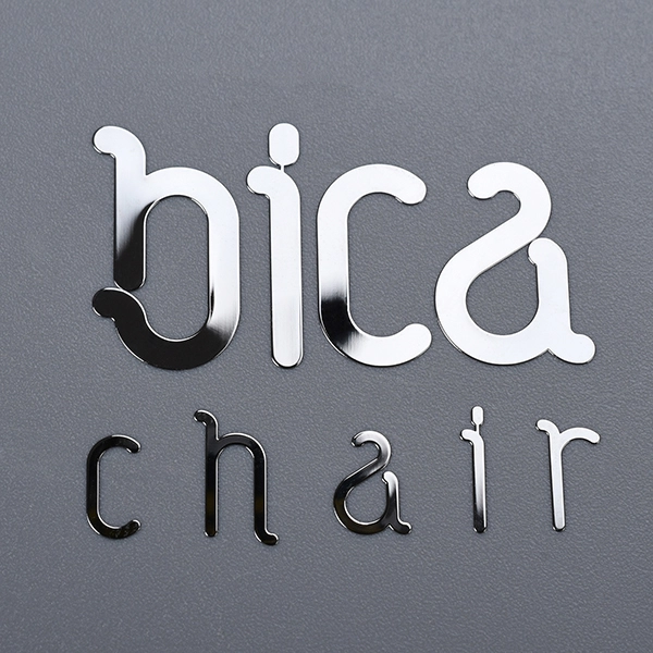 Nikkellogosticker voor machine