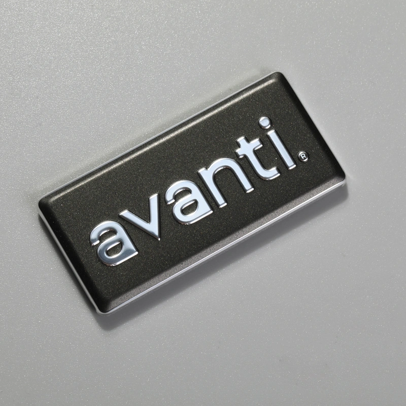 Geanodiseerd aluminium naamplaatje met aluminium tags