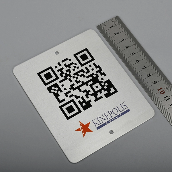 Aluminium label met QR-code