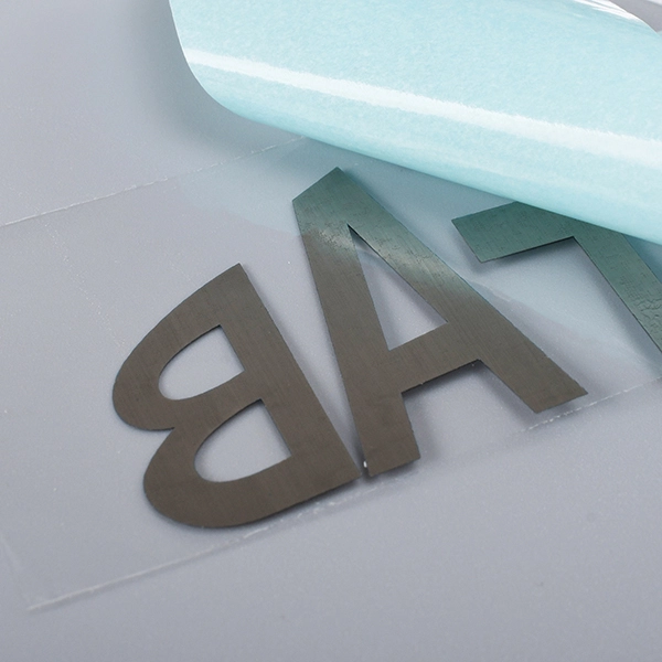 Dunne metalen transfersticker